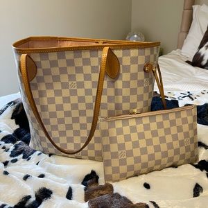 Louis Vuitton Neverfull MM